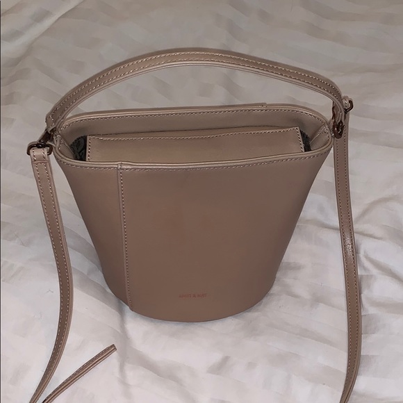 Matt & Nat Bucket Bag - Picture 4 of 4